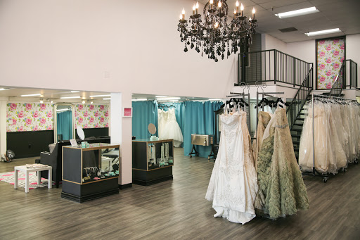 Bridal Shop «Second Summer Bride, By Appointment», reviews and photos, 1433 Fulton Ave A, Sacramento, CA 95825, USA