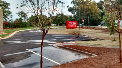 Dollar Store «FAMILY DOLLAR», reviews and photos, 2101 Randleman Rd, Greensboro, NC 27406, USA