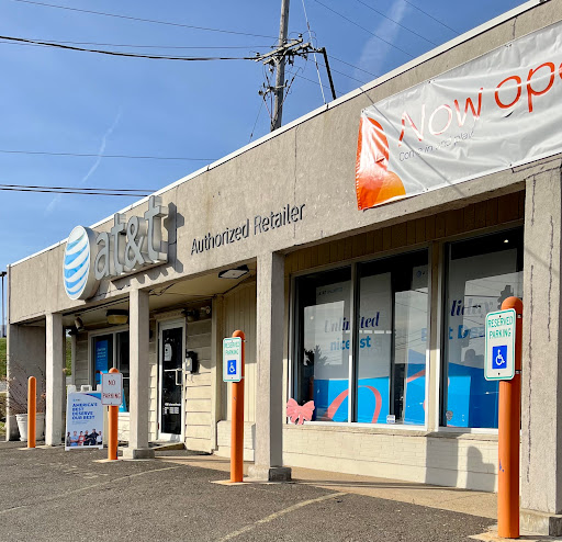 Cell Phone Store «AT&T Authorized Retailer», reviews and photos, 2 Bustleton Pike, Feasterville-Trevose, PA 19053, USA