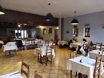 Atmosphère du Café Café Restaurant du Commerce à Bruges-Capbis-Mifaget - n°4
