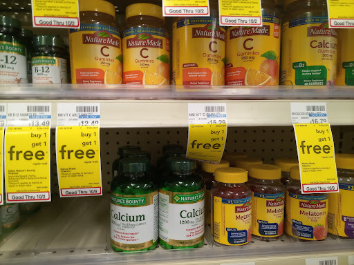 Drug Store «CVS», reviews and photos, 7400 Collins Ave, Miami Beach, FL 33141, USA