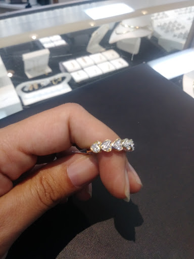 Jeweler «Southfield Gold & Diamond Inc», reviews and photos, 3201 S Dort Hwy, Flint, MI 48507, USA