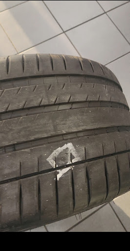 Tire Shop «Discount Tire Store - Scottsdale, AZ», reviews and photos, 20555 N Scottsdale Rd, Scottsdale, AZ 85255, USA