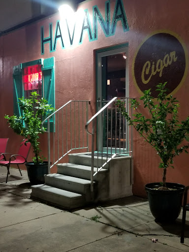 Cigar Shop «Havana Alley Cigar Shop & Lounge», reviews and photos, 201 26th St, Galveston, TX 77550, USA