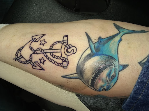 Tattoo Shop «Mr Tattoo», reviews and photos, Mr Tattoo, 673 High St, Burlington, NJ 08016, USA