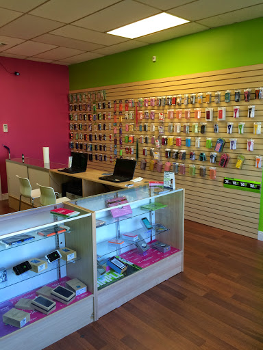 Mobile Phone Repair Shop «The Wireless Shop», reviews and photos, 26 S Federal Hwy, Dania Beach, FL 33004, USA