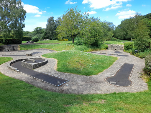 Mini golf courses Swindon