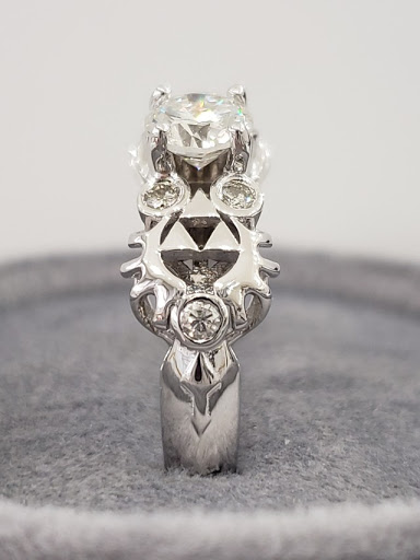 Jewelry Store «Georgetown Jewelers Inc», reviews and photos, 351 Georgetown Square, Wood Dale, IL 60191, USA