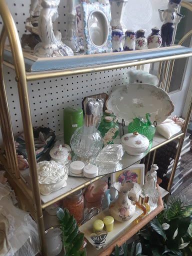 Florist «All Occasions Gifts & Flowers», reviews and photos, 3837 E 10th St, Indianapolis, IN 46201, USA