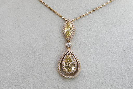 Jewelry Store «Exquisite Jewelers», reviews and photos, 9565 NW 41st St, Doral, FL 33178, USA