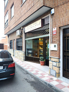Panadería Asador Burgos Martín C. Procesiones, 4, 45518 Gerindote, Toledo, España