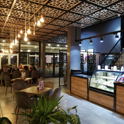 Neo Cafe & Bistro
