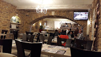 Atmosphère du Restaurant Les Fontaines à Bagnols-sur-Cèze - n°7