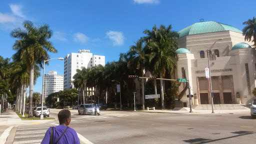 Cosmetics Store «LUSH Fresh handmade cosmetics», reviews and photos, 605 Lincoln Rd B, Miami Beach, FL 33139, USA