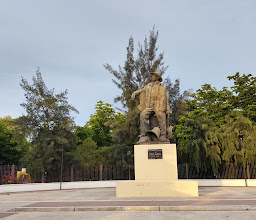 Monumento a la Revolución photo