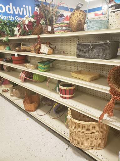 Donations Center «Goodwill of North Georgia: Roswell Store and Donation Center», reviews and photos