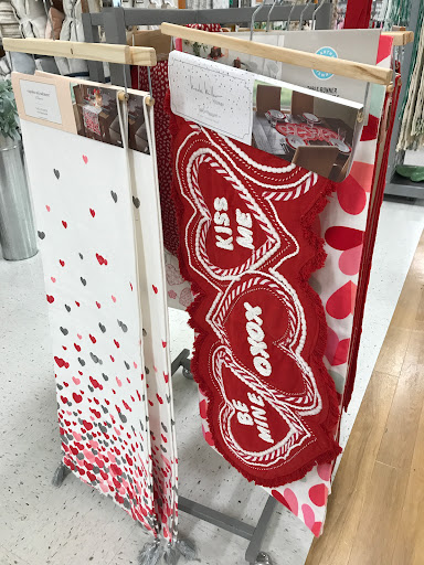 Department Store «T.J. Maxx», reviews and photos, 14 Candlewood Lake Rd, Brookfield, CT 06804, USA