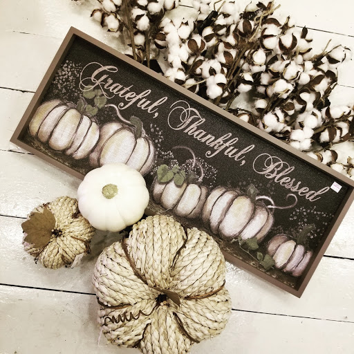 Antique Store «A Corner Cottage», reviews and photos, 895 Conner St, Noblesville, IN 46060, USA