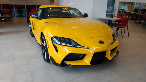 Toyota Dealer «Toyota of Louisville on Dixie Highway», reviews and photos, 6514 Dixie Hwy, Louisville, KY 40258, USA
