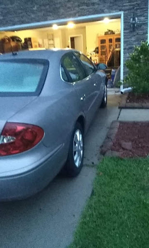 Used Car Dealer «Oceanside Motor Company», reviews and photos, 5810 Market St, Wilmington, NC 28405, USA