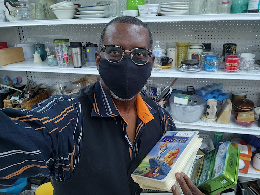 Non-Profit Organization «The Quinn House Thrift Store», reviews and photos