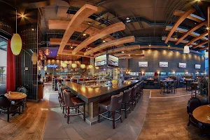 Browns Socialhouse Brentwood image