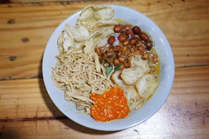 Bubur ayam & ronde sekoteng "MAK INDHUS" image