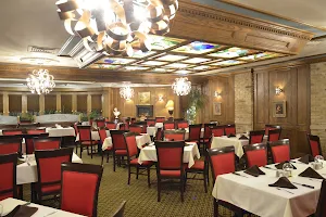 Maxime's Restaurant and Lounge image