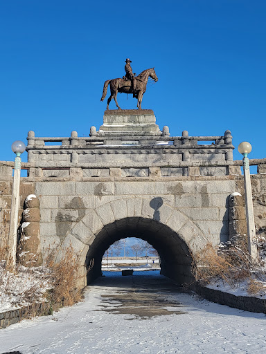 Nature Boardwalk at Lincoln Park Zoo, 2121 N Stockton Dr, Chicago, IL 60614