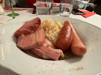 Choucroute d'Alsace du Restaurant de spécialités alsaciennes À La Tête De Lard à Strasbourg - n°13