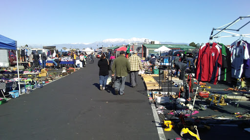 Drive-in Movie Theater «Van Buren Drive-In Theatre and Swap Meet», reviews and photos, 3035 Van Buren Boulevard, Riverside, CA 92503, USA