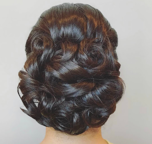 Hair Salon «Von Kekel Aveda Lifestyle Salon Spa», reviews and photos, 4209 Lassiter Mill Rd #114, Raleigh, NC 27609, USA