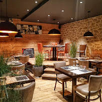 Atmosphère du Restaurant Le Tinto à Barcelonnette - n°1