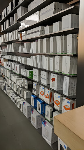 Computer Store «Apple Short Hills», reviews and photos, 1200 Morris Turnpike, Short Hills, NJ 07078, USA