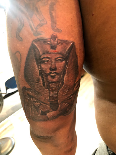 Tattoo Shop «Ballerz Ink Tattoo & Piercing», reviews and photos, 7808 Fruitridge Rd, Sacramento, CA 95820, USA