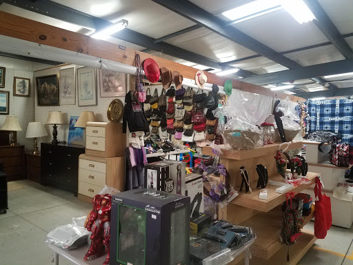 Flea Market «Virginia Bazaar», reviews and photos, 8436 Ladysmith Rd, Ruther Glen, VA 22546, USA