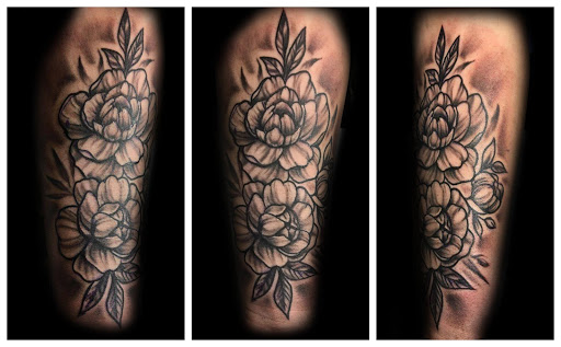 Body Piercing Shop «Alchemy Tattoo & Body Piercing in Tazewell, TN», reviews and photos, 1916 Highway 25 East, Tazewell, TN 37879, USA