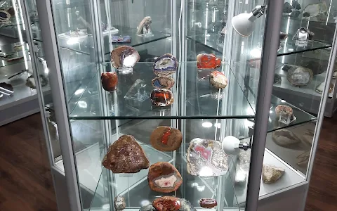 Muzeu Mineral Toda image