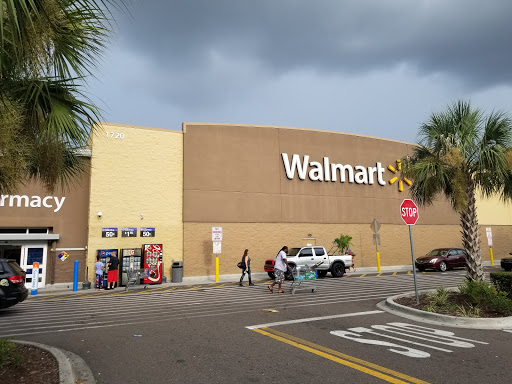 Discount Store «Walmart», reviews and photos, 1720 E Hillsborough Ave, Tampa, FL 33610, USA