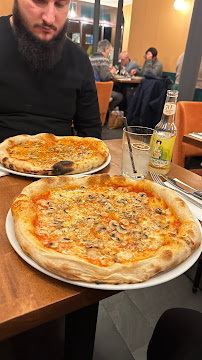 Pizza du Restaurant italien Melagodo à Paris - n°14
