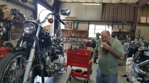 Motorcycle Shop «Howlin Custom Cycle», reviews and photos, 1604 E 9th St, Little Rock, AR 72202, USA