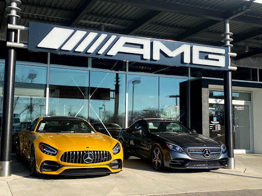 Car Dealer «Umansky Motor Cars», reviews and photos, 1400 W Silver Spring Dr #101, Milwaukee, WI 53209, USA