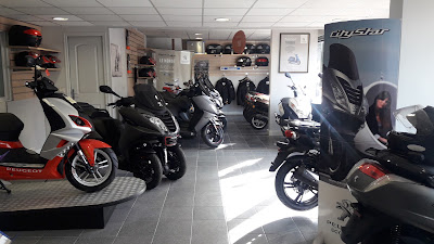 N20 SCOOTER à Bourg-la-Reine