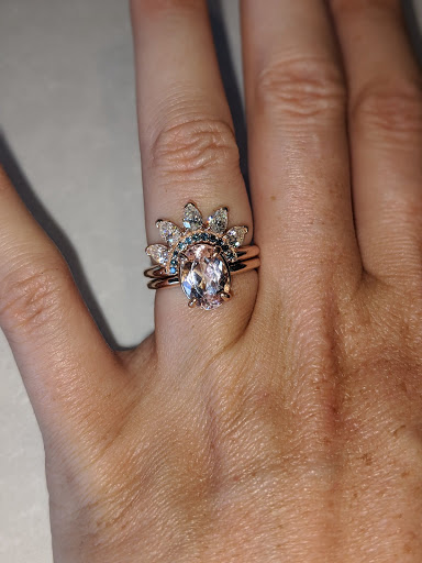 Jewelry Store «Lake Street Diamond Co», reviews and photos, 106 Lake St S, Kirkland, WA 98033, USA