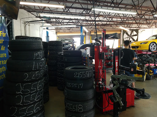 Auto Repair Shop «Devonaire Service and Tire», reviews and photos, 12253 SW 112th St, Miami, FL 33186, USA