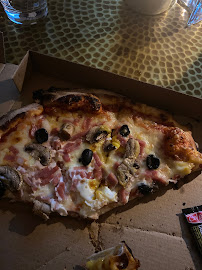 Plats et boissons du Pizzeria Miam's pizza Bron - n°17