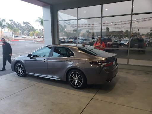 Toyota Dealer «Toyota of Glendora», reviews and photos, 1949 Auto Centre Dr, Glendora, CA 91740, USA