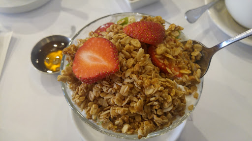 Coffee Shop «Pequeno Coffee Shop», reviews and photos, 8610 Roosevelt Ave #4, Jackson Heights, NY 11372, USA