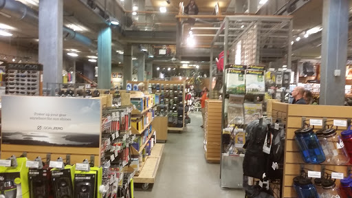 Camping Store «REI», reviews and photos, 1405 NW Johnson St, Portland, OR 97209, USA