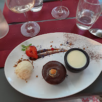 Plats et boissons du Restaurant français Hotel Restaurant Salle de réunion Logis le Paris Nice à Joigny - n°5